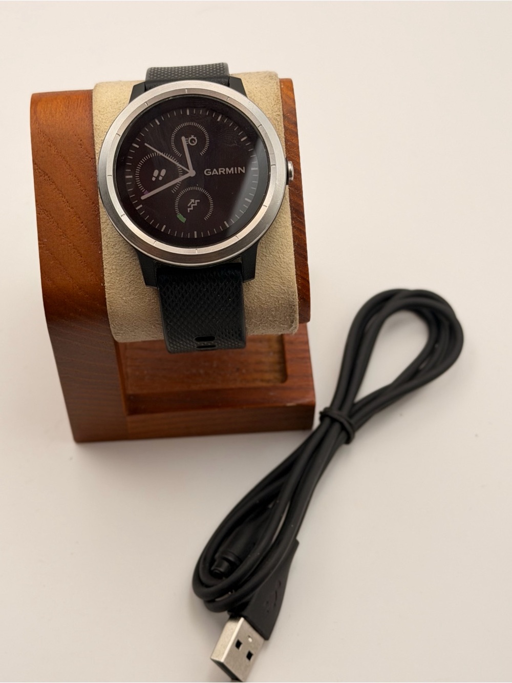 Garmin Vivoactive 3, Tested, Charger Included, very good, black/steel, smartwatc